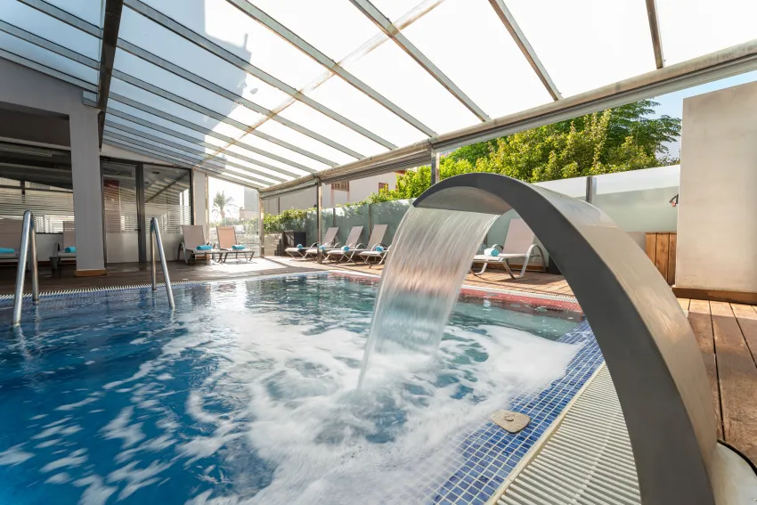 Nautic Hotel & Spa 4*-100