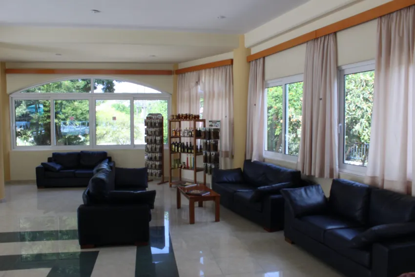 Tivoli Hotel and Apartments 3*-30