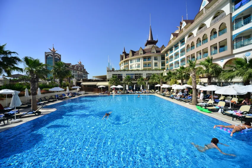 Side Crown Palace 5*-3