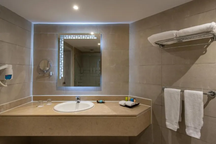 LONG BEACH RESORT  4*-10