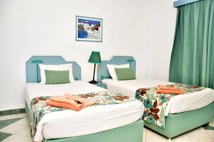 Dive Inn Resort 3*-5