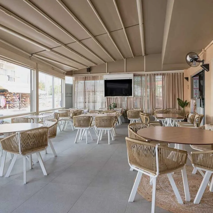 Acropolis Apartments 3*-11