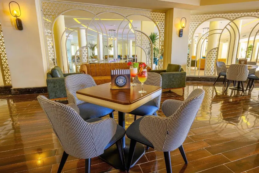 AMWAJ BEACH CLUB ABU SOMA  4*-46