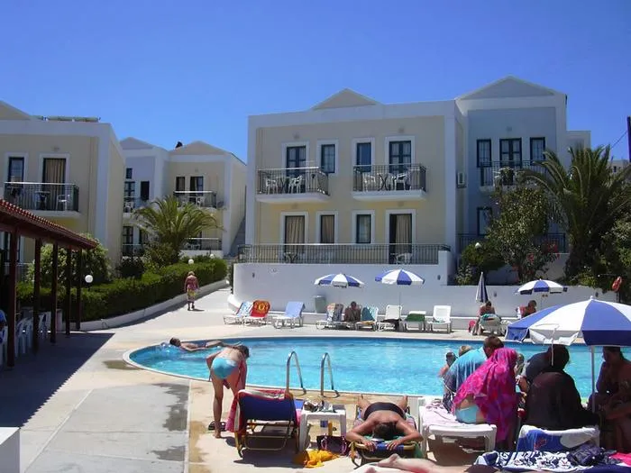 Camari Garden Hotel Apartments 3* - Gerani - Grecia
