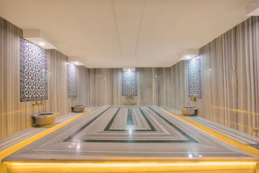 HAWAII SUIT BEACH HOTEL  3*-6