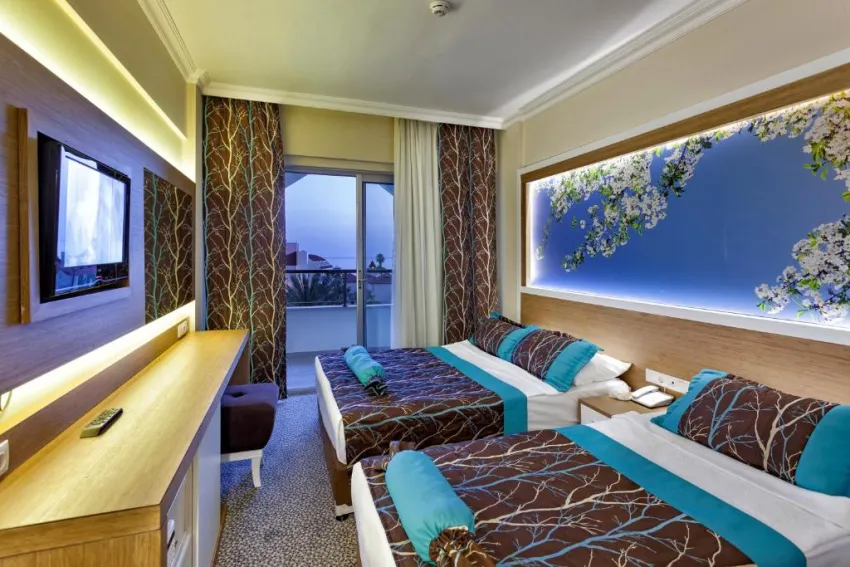 SAPHIR HOTEL & VILLAS  4*-4