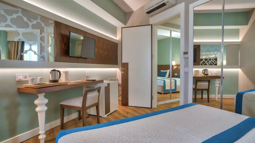 Seashell Vega Hotel (Ex. Side Crown Sunshine) 5*-8