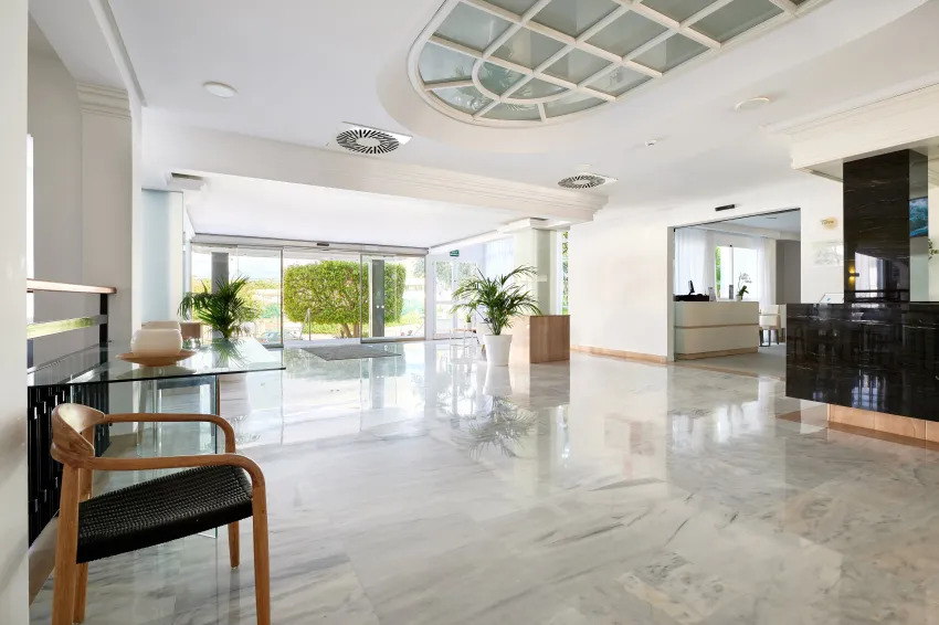 AluaSun Continental Park Hotel & Apartments 4*-7