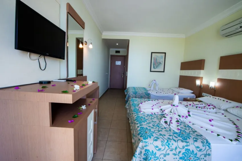 SUN STAR BEACH HOTEL  4*-4