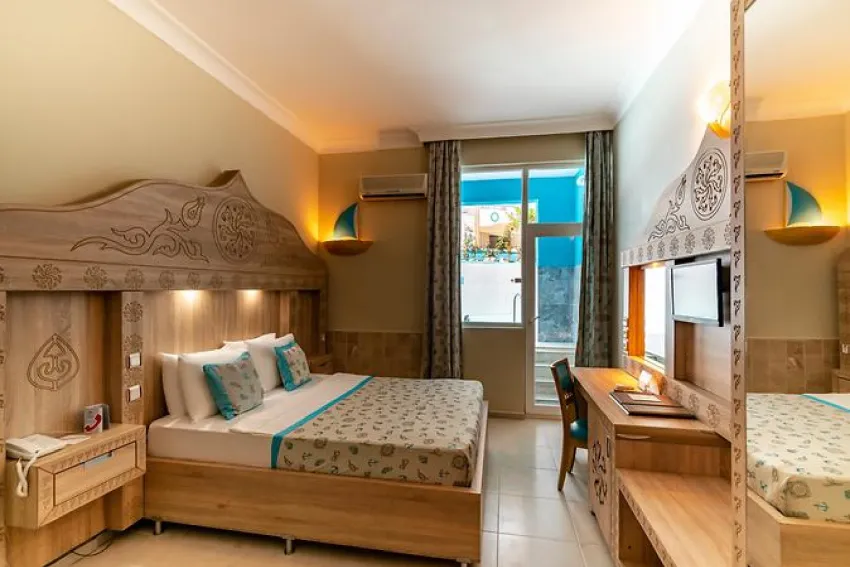 Miarosa Kemer Beach 5*-9