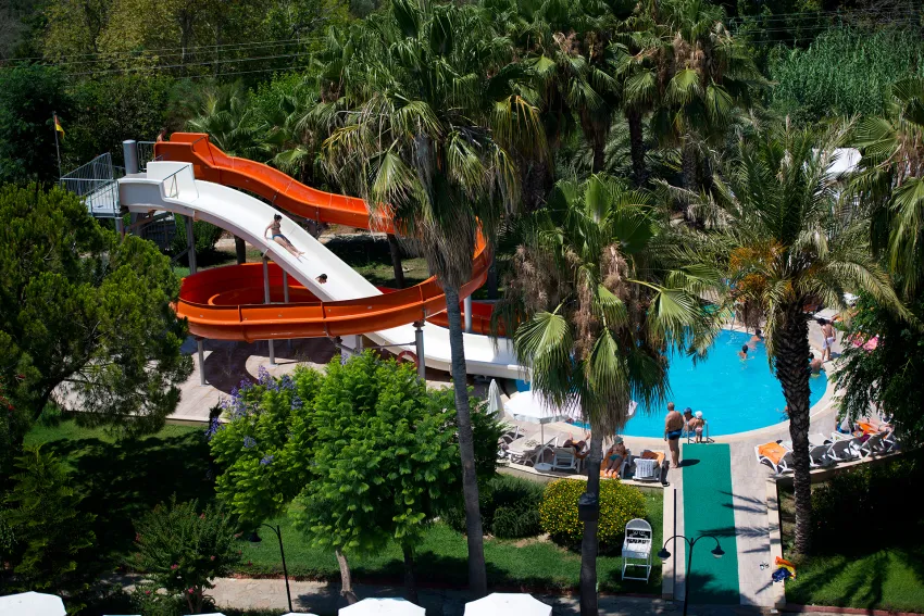 Q AVENTURA PARK HOTEL  5*-10