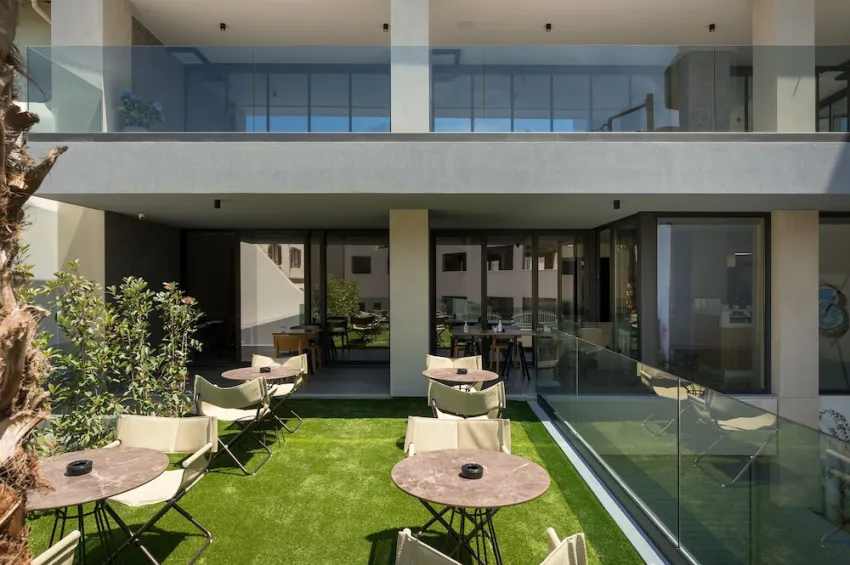 Hyperion City Hotel 4*-117