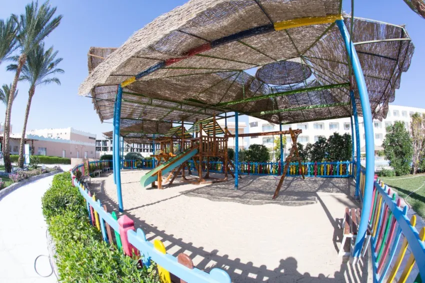 Titanic Resort & Aquapark 4*-6