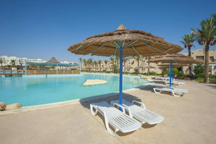Royal Lagoons Resort & Aqua Park 4*-13