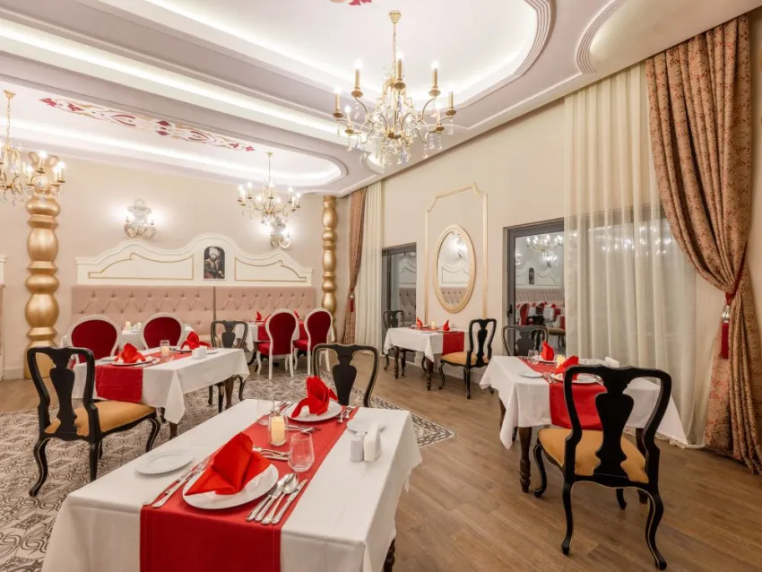 DIAMOND PREMIUM HOTEL & SPA  5*-4