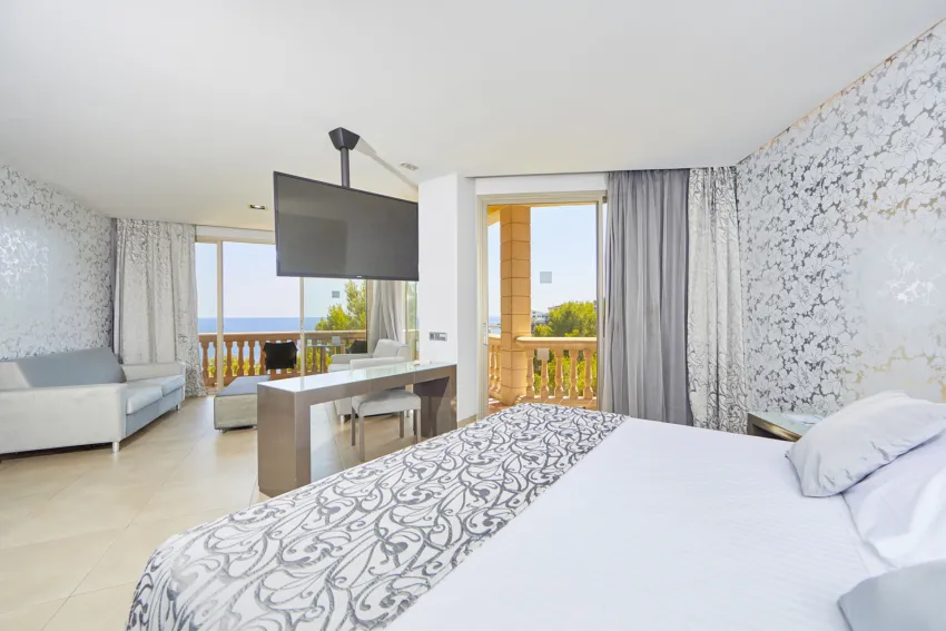 Barceló Illetas Albatros - Adults Only 4*-12