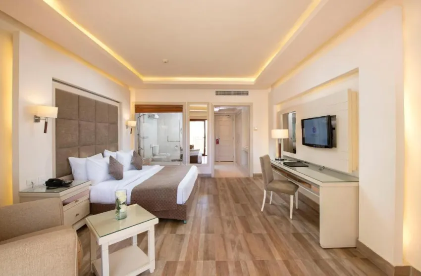 CHARMILLION CLUB RESORT  5*-27
