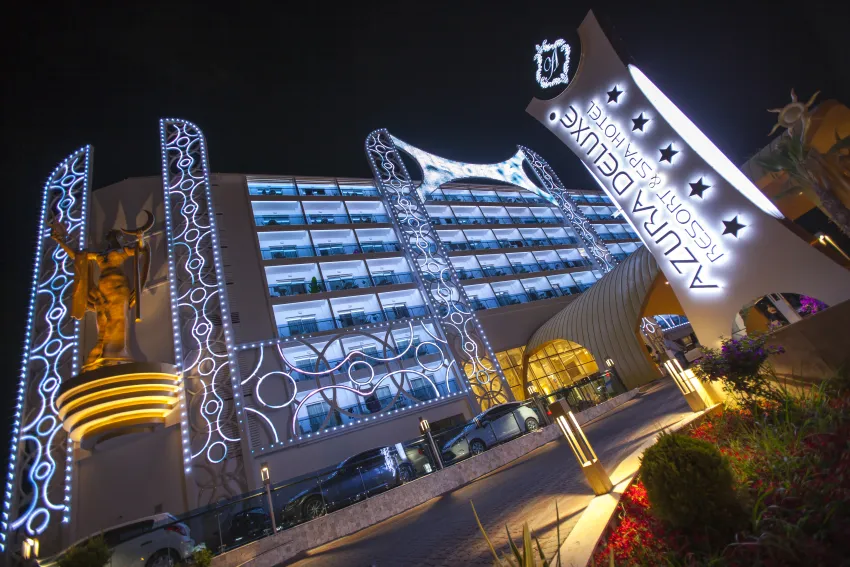 Azura Deluxe Resort & Spa Hotel 5*-7