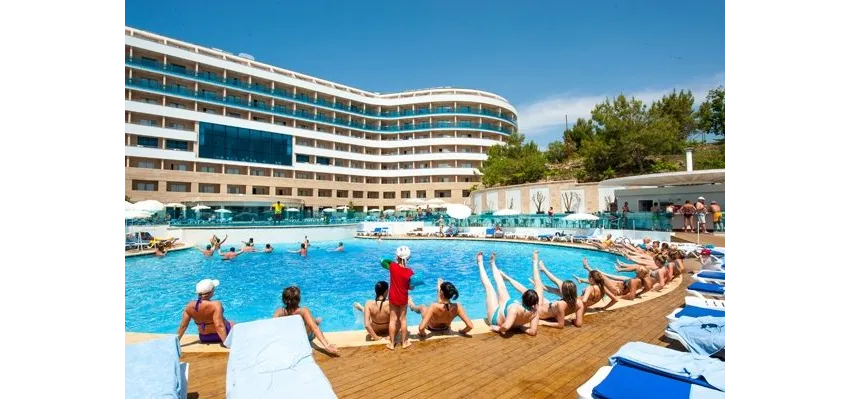A Good Life Utopia Family Resort 4*-8
