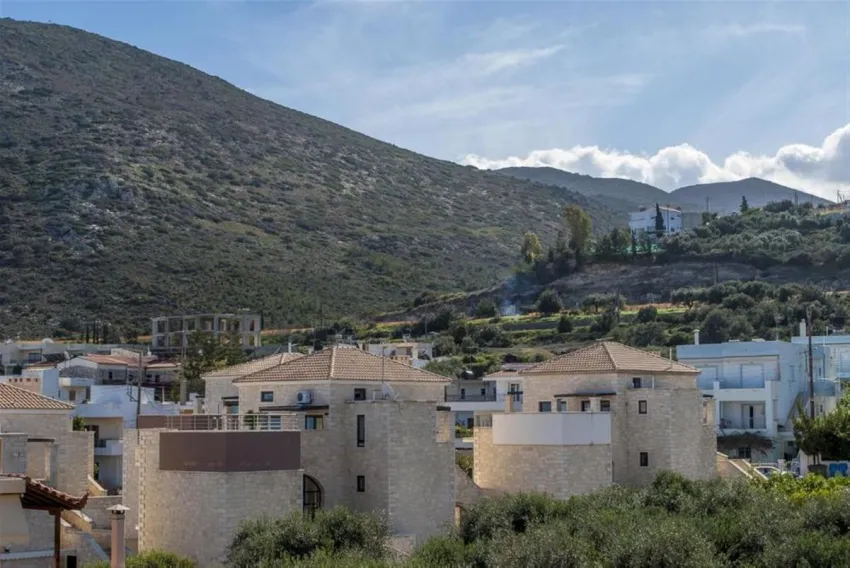 Prinos Apartments 3*-6