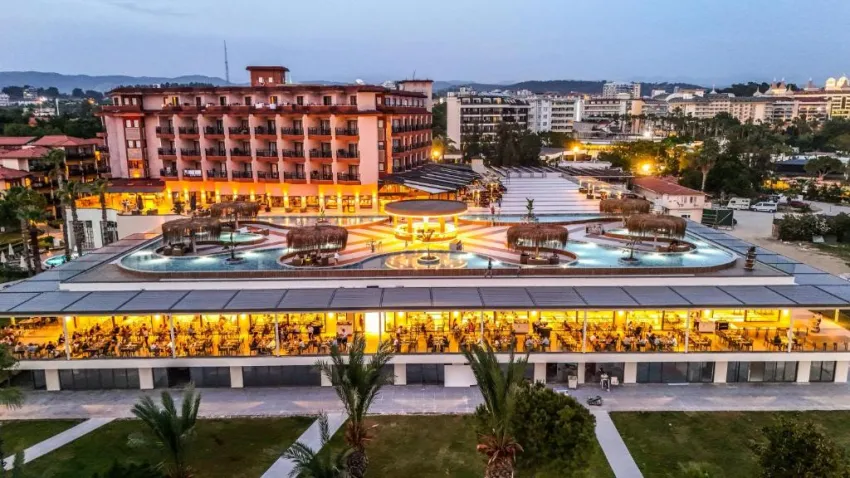 JUSTINIANO PARK CONTI  4*-9