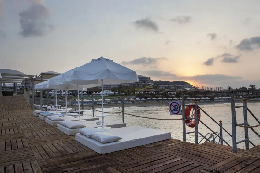 Long Beach Alanya 5*-5