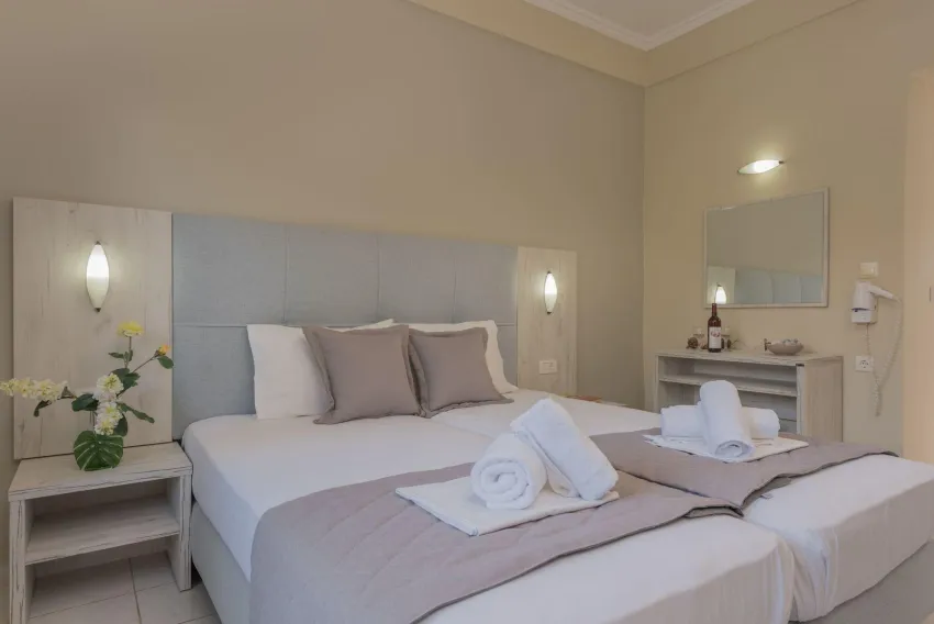 Capriccio Studios 4*-8