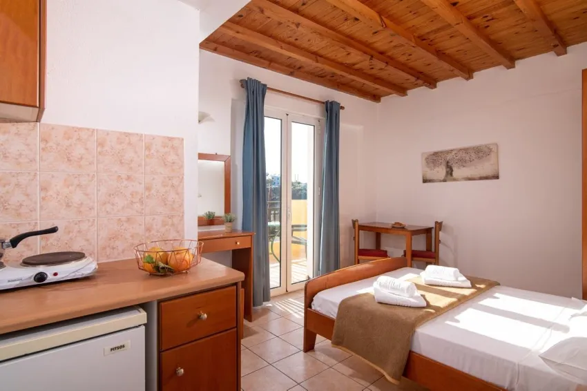 Golden Valentin 2*-8