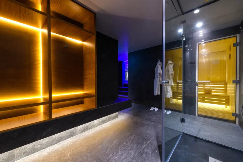 Ajax Hotel 4*-116
