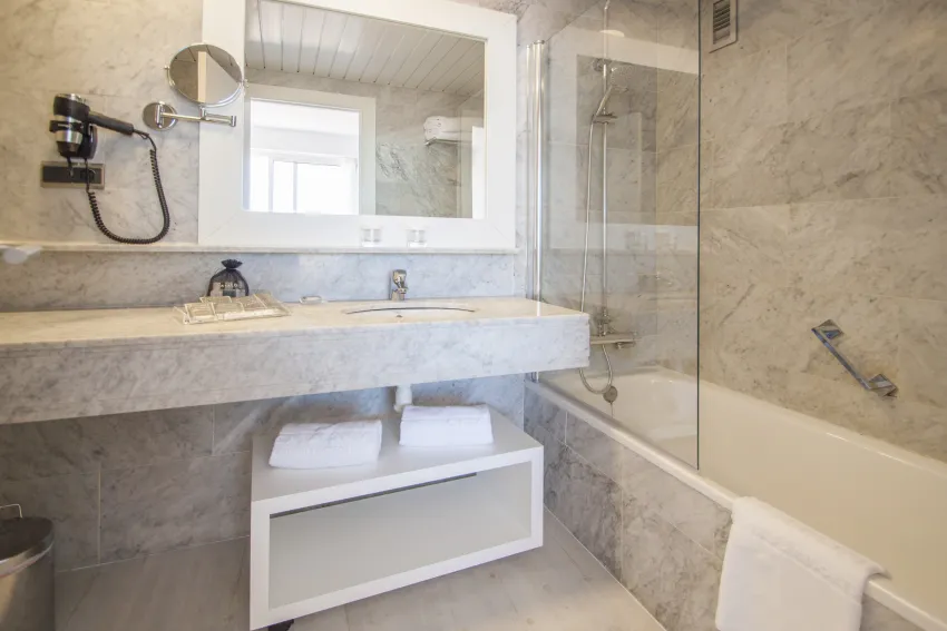 Catalonia del Mar 3*-16