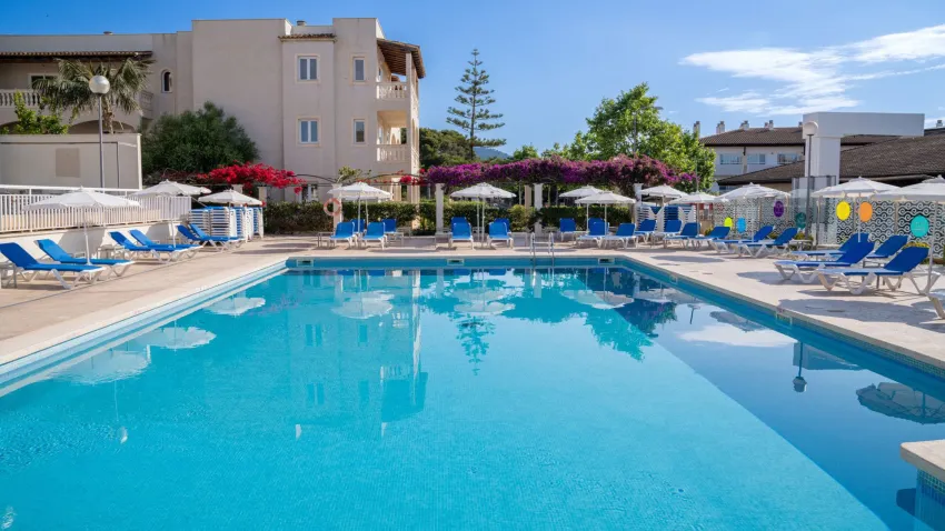 Caprice Isabel Aparthotel 3*-4