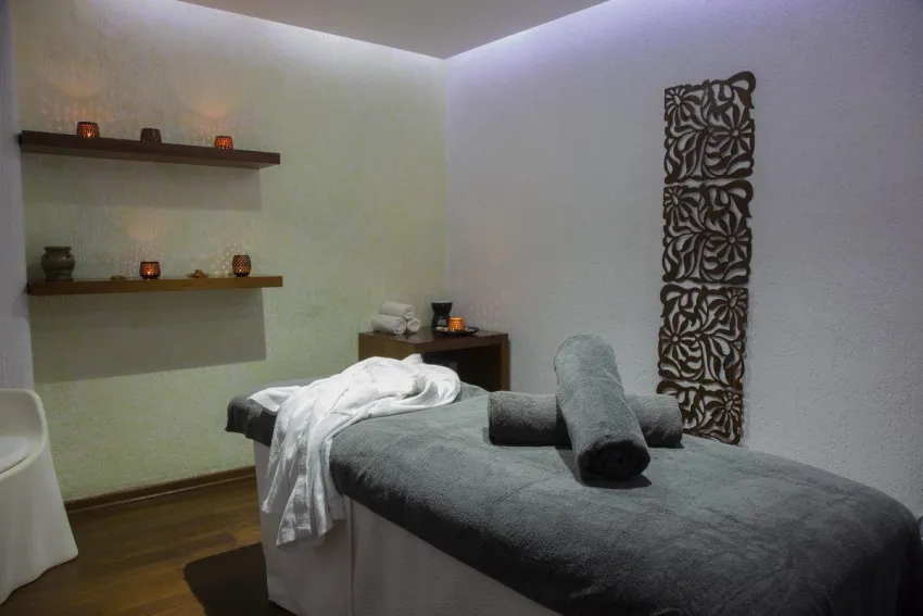 Coral Beach Hotel and Resort 5*-54