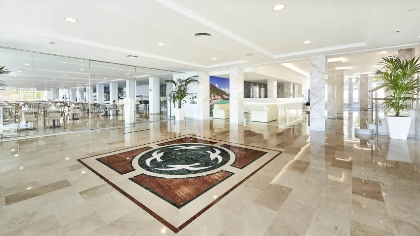 Globales Cala Viñas 4*-3