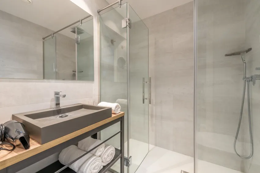 Kyrat Amarac Suites 4*-6