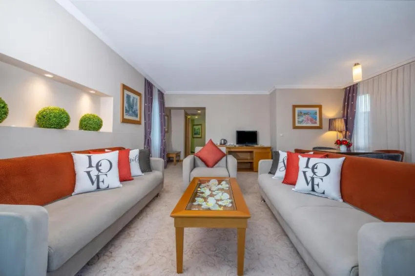 SELECTUM FAMILY RESORT SIDE  5*-19