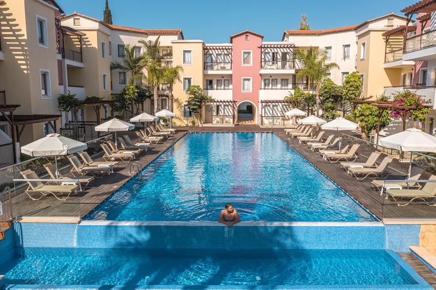 Louis Althea Beach 4*-72
