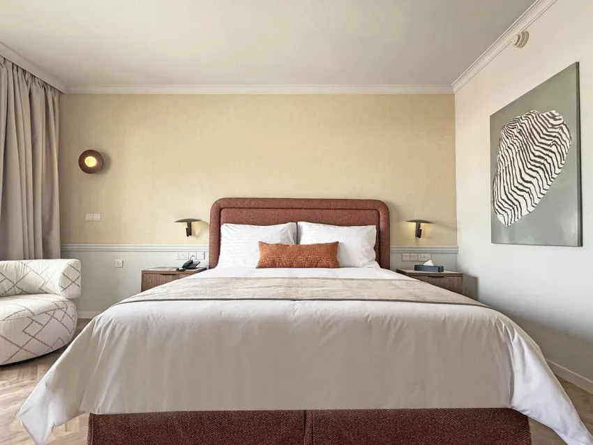 Louis Imperial Beach 5*-30