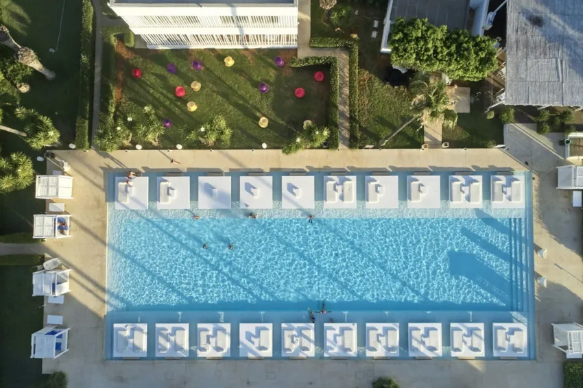 So White Club Resort 4*-7