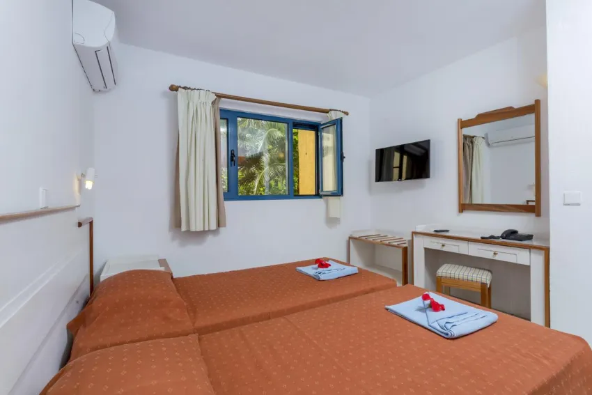 Dessole Dolphin Bay 4*-24