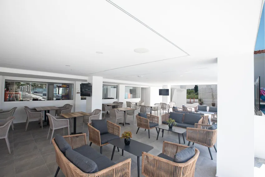 Bohemian Gardens 4*-4