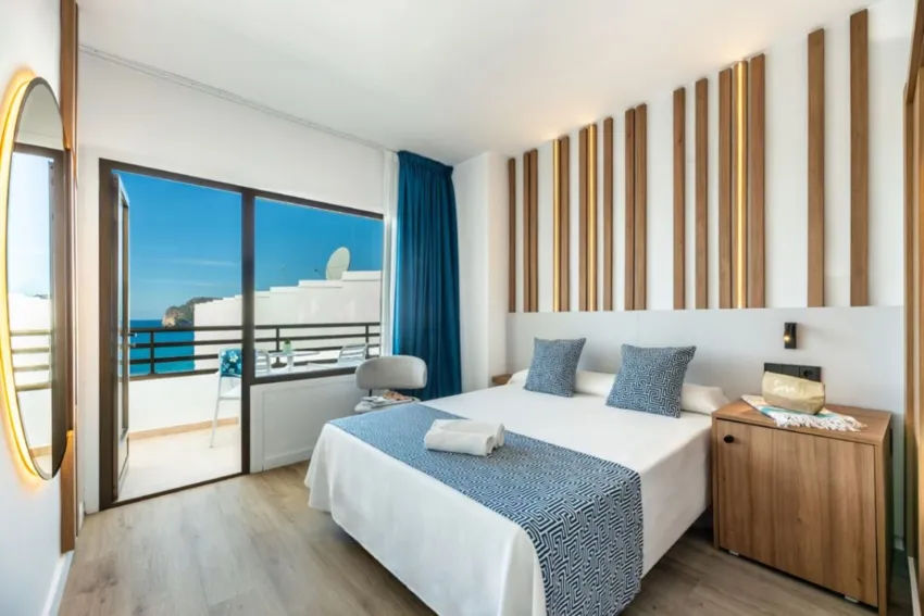 Vibra Beverly Playa 4*-6