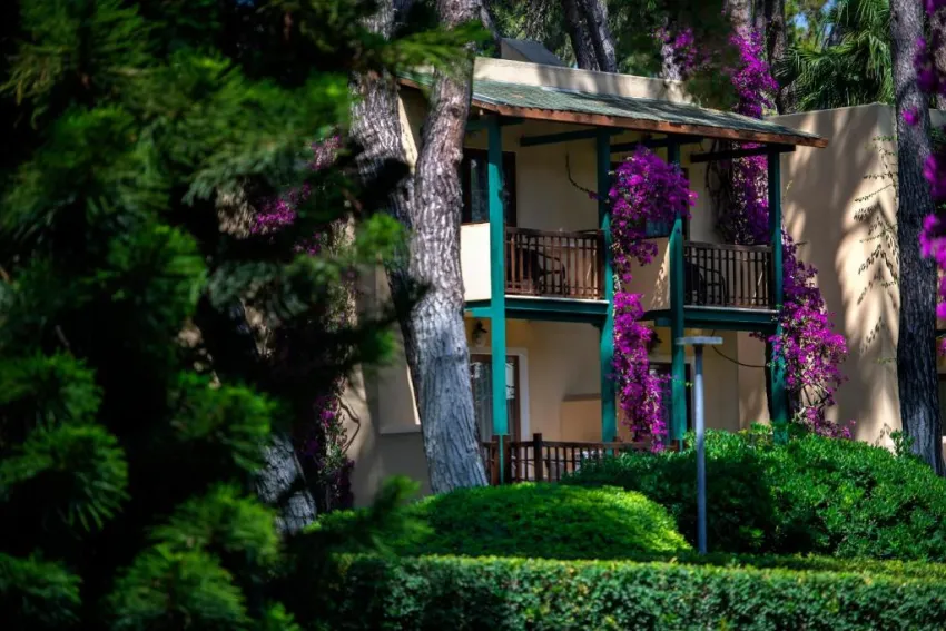 TURQUOISE HOTEL  5*-6