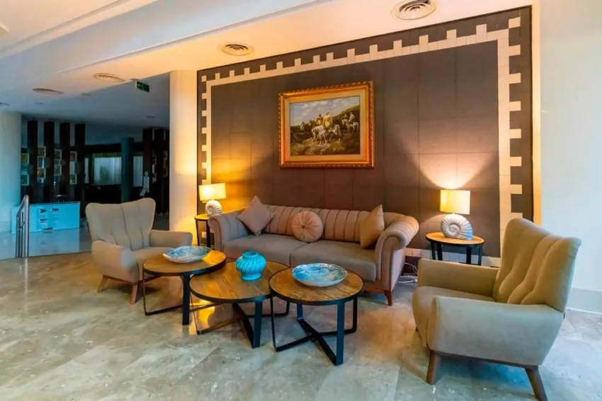 LANCORA BEACH HOTEL  4*-26