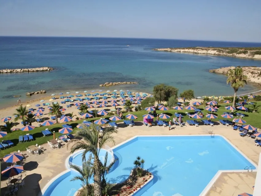 Corallia Beach Apartments 3*-5