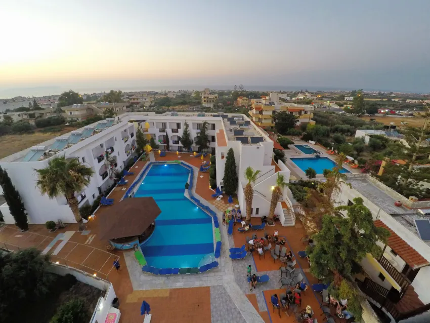 Club Lyda Hotel 3*-3