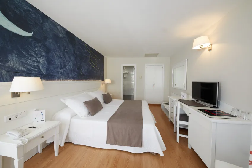 Joan Miro Museum Hotel 4*-31