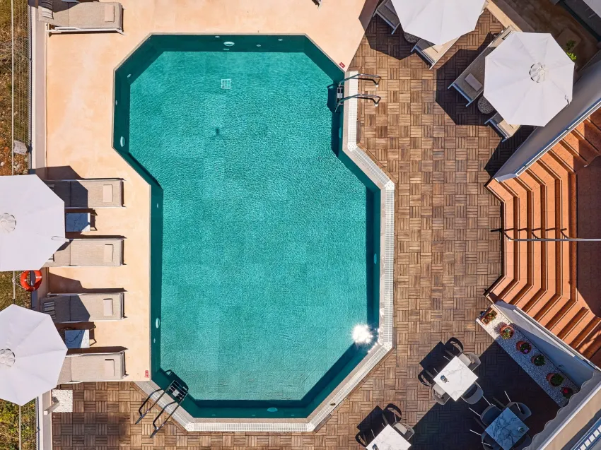 Bella Vista Apartments 4*-8