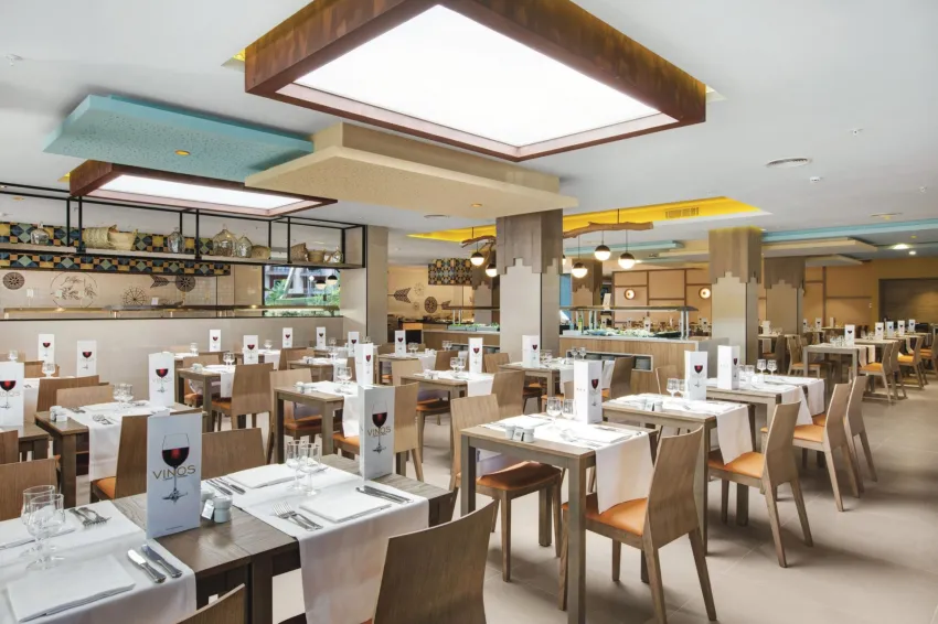 Hotel Riu Festival 4*-18