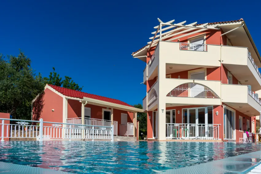 Zante Pantheon 3*-8