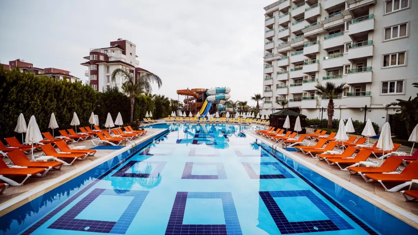 Wyndham Garden Lara 4*-3